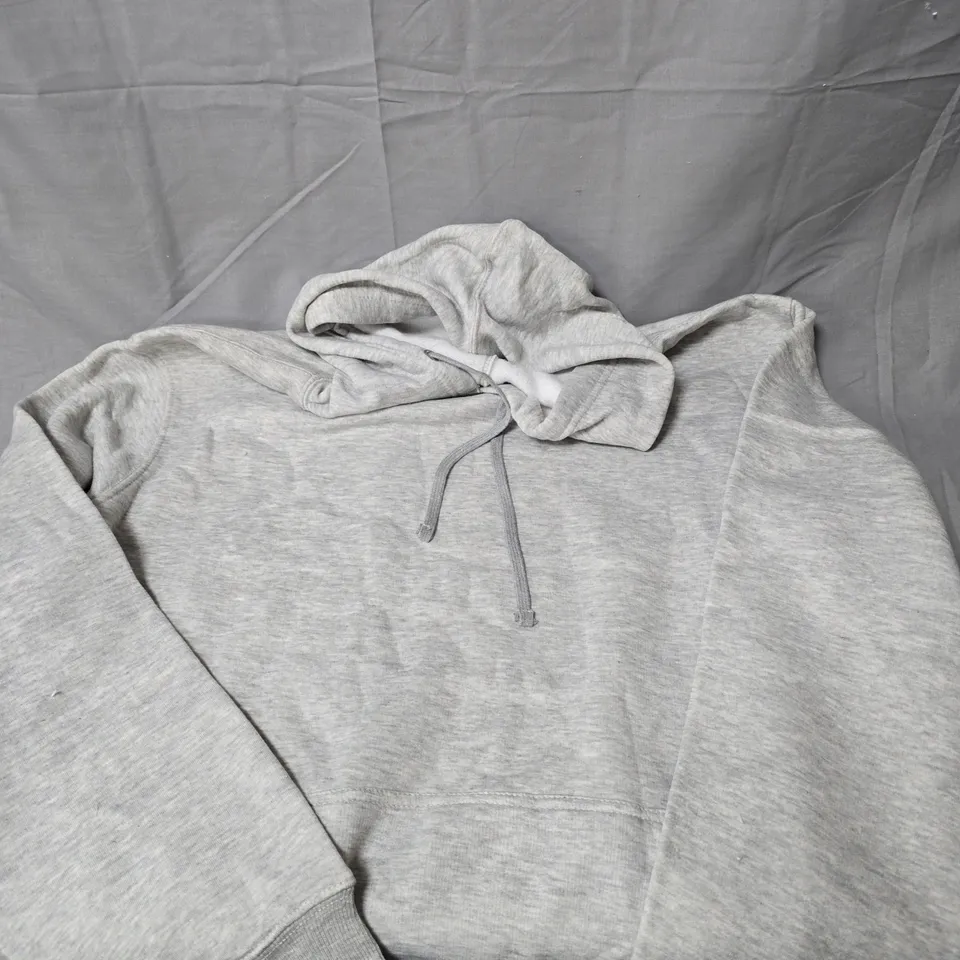 GREY HOODED SWEATSHIRT (UNBRANDED)