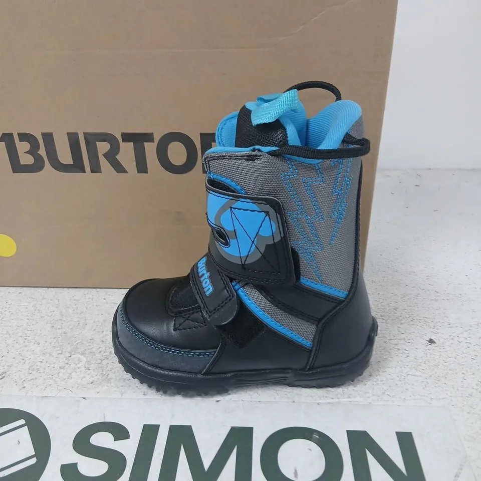 BURTON GROM YOUTH SNOW BOOTS – BLACK/BLUE, UK SIZE 11C