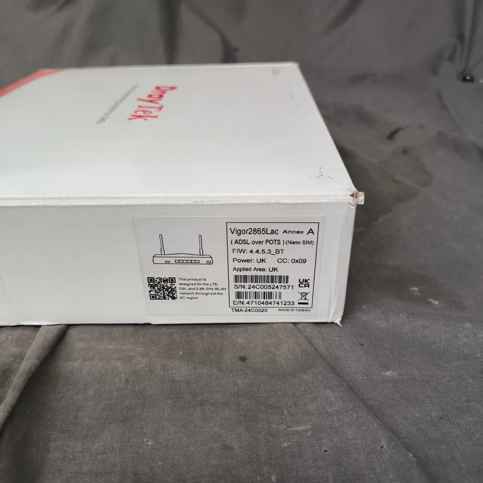 DRAYTEK VIGOR 2865LAC LTE WLAN ROUTER. BOXED WITH ACCESSORIES AND MANUAL