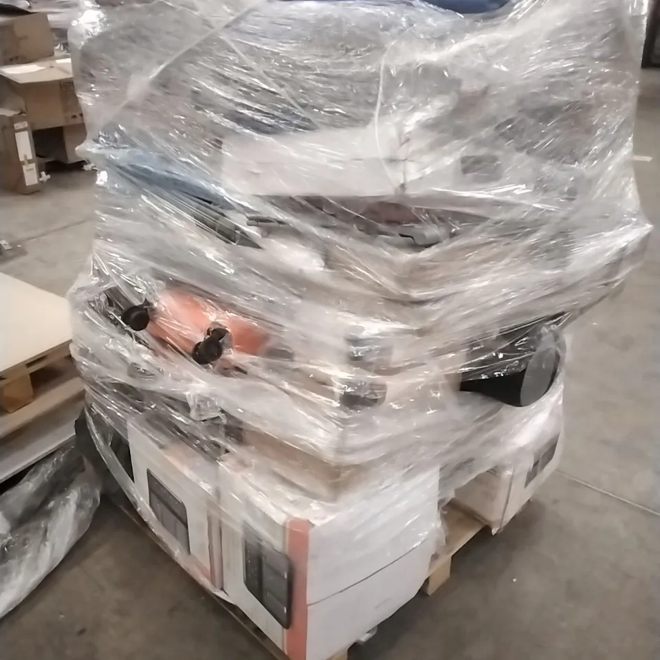 PALLET CONTAINING A LARGE QUANTITY OF ASSORTED HOUSEHOLD GOODS WHICH INCLUDE; SUITCASES, AIRFRYERS, SOFT CABIN BAG ETC