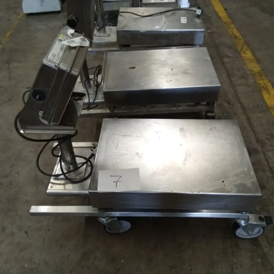 AVERY WEIGH TRONIX E1010