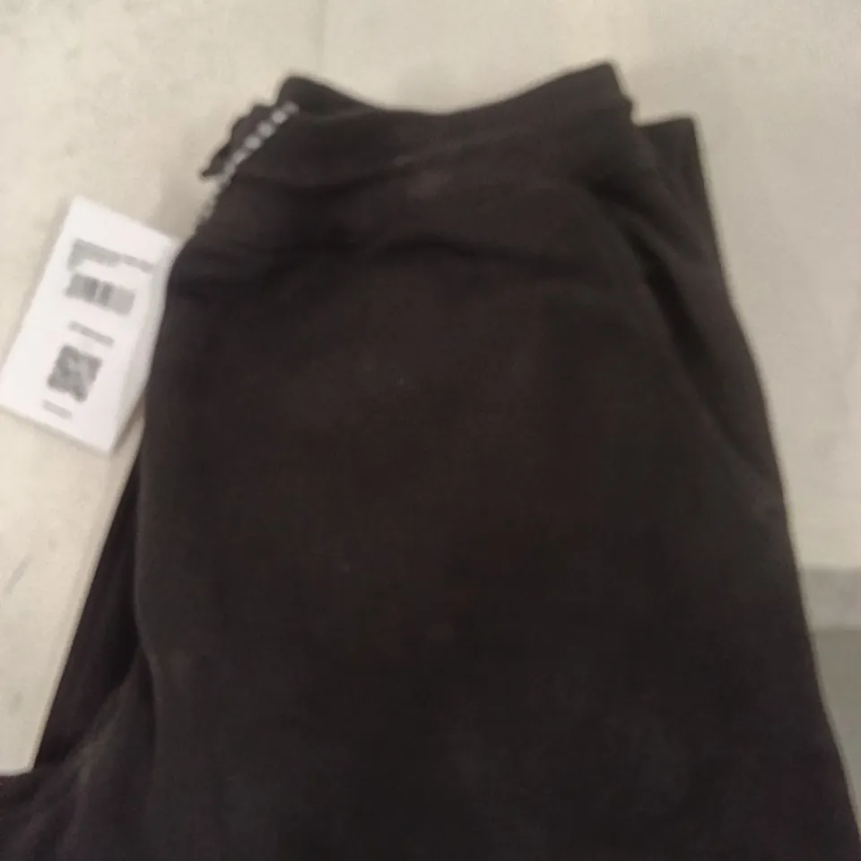 BOX TO CONTAIN BRASS MONKEY SWEATS - DIFFERENT COLOURS AND SIZES APPROXIMATELY 12