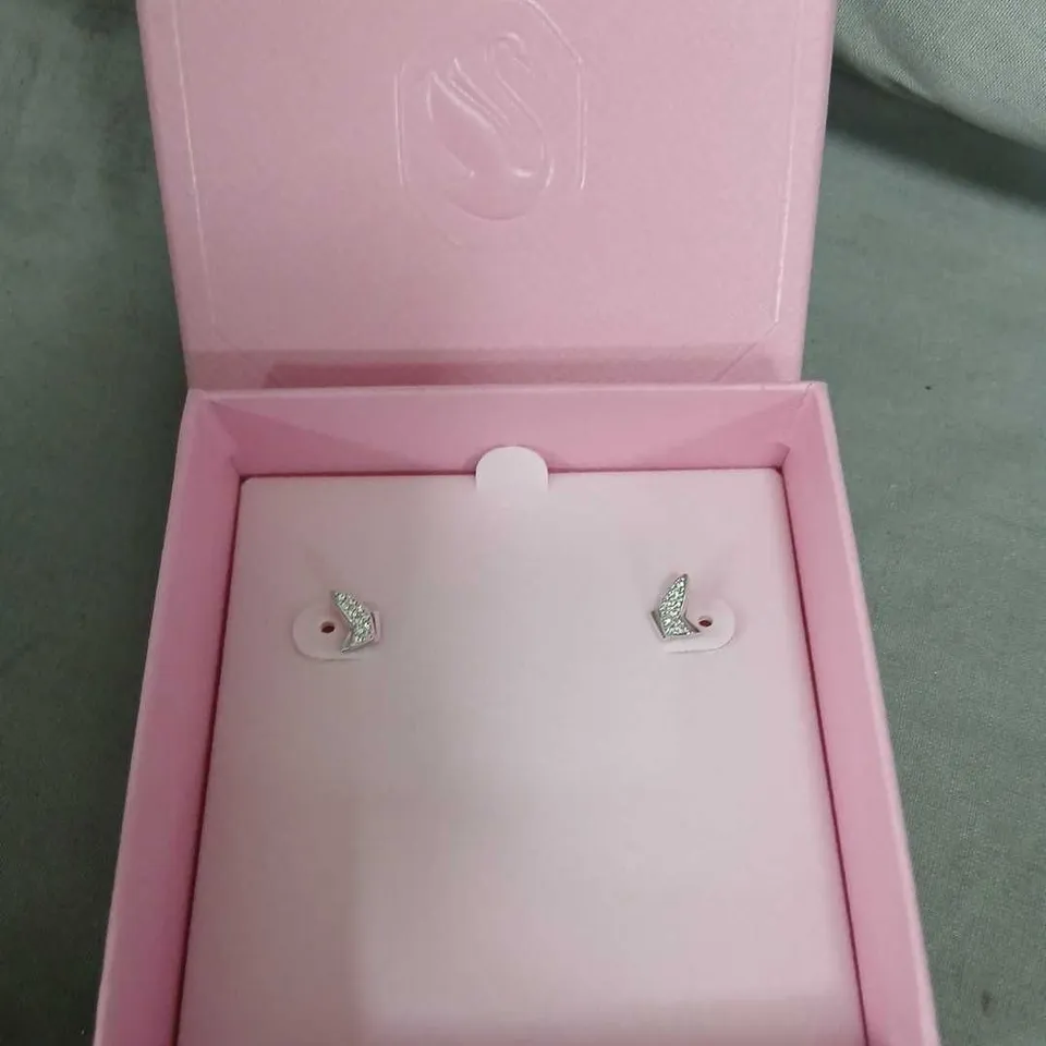 SWAROVSKI SILVER-TONE LEAF-SHAPED STUD EARRINGS WITH CLEAR STONES – BOXED