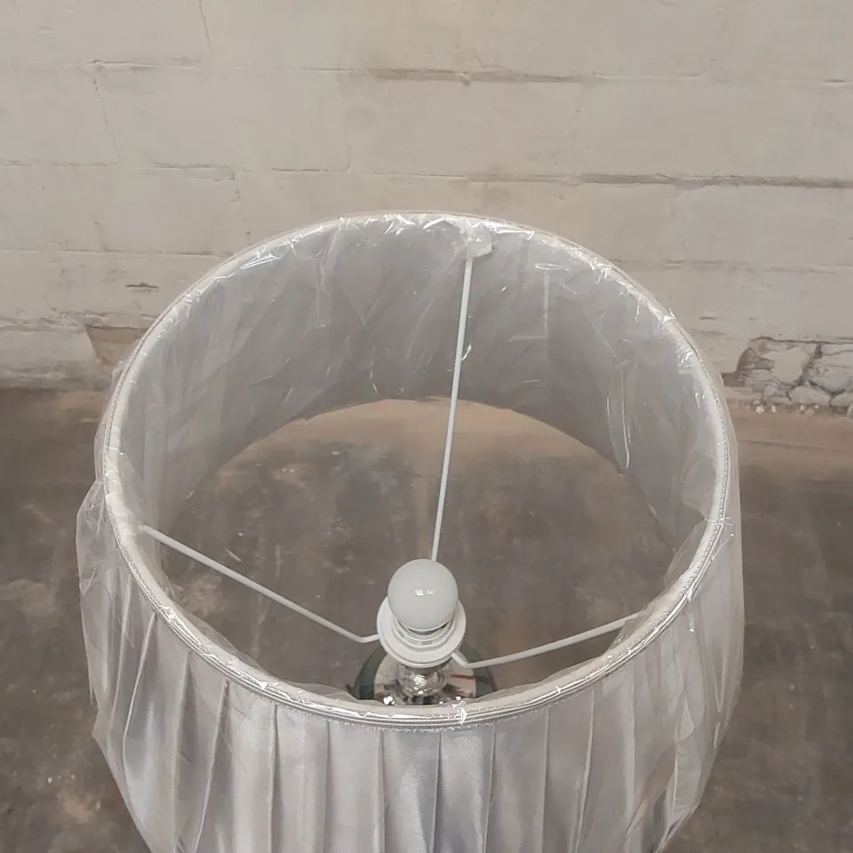 DESIGNER FLOOR LAMP WITH SHADE