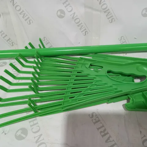 GRUMPY GARDENER 3 IN 1 TELESCOPIC LEAF RAKE