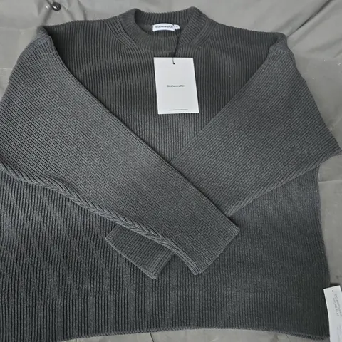 BROTHERANDKIN LONG SLEEVE JUMPER IN GREY SIZE MEDIUM