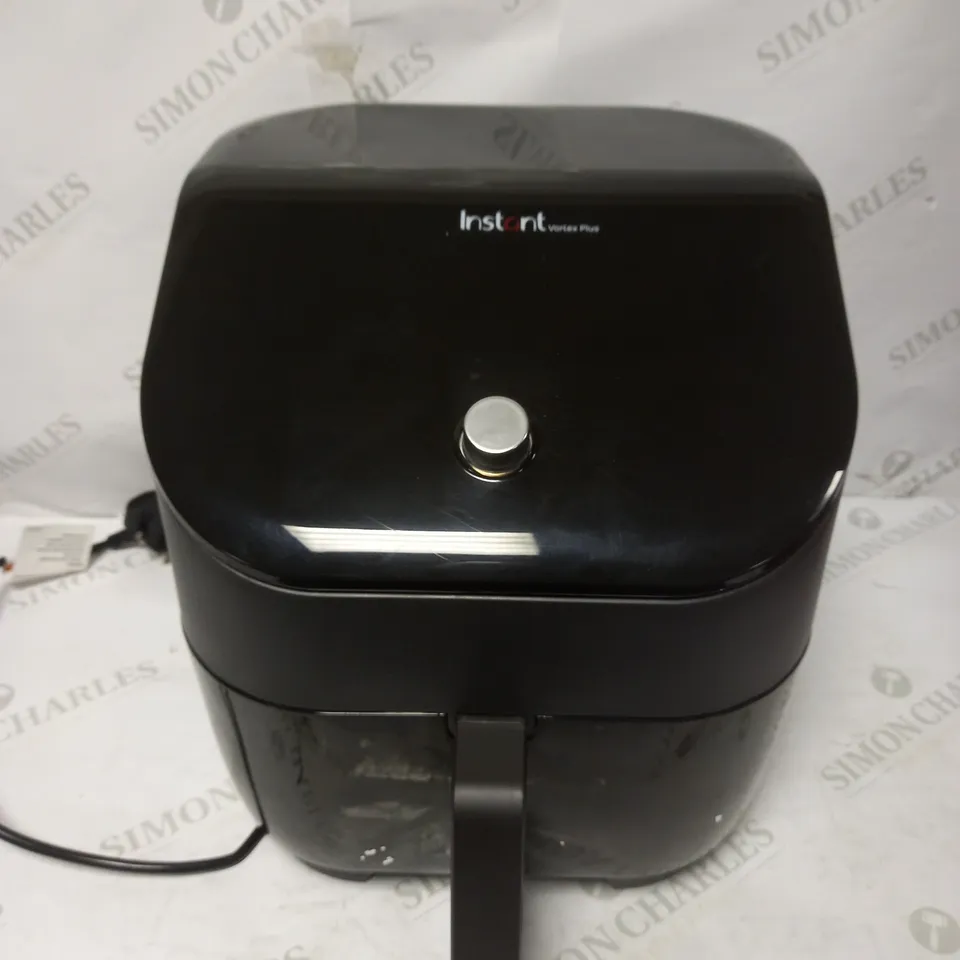 INSTANT POT VORTEX PLUS AIRFRYER