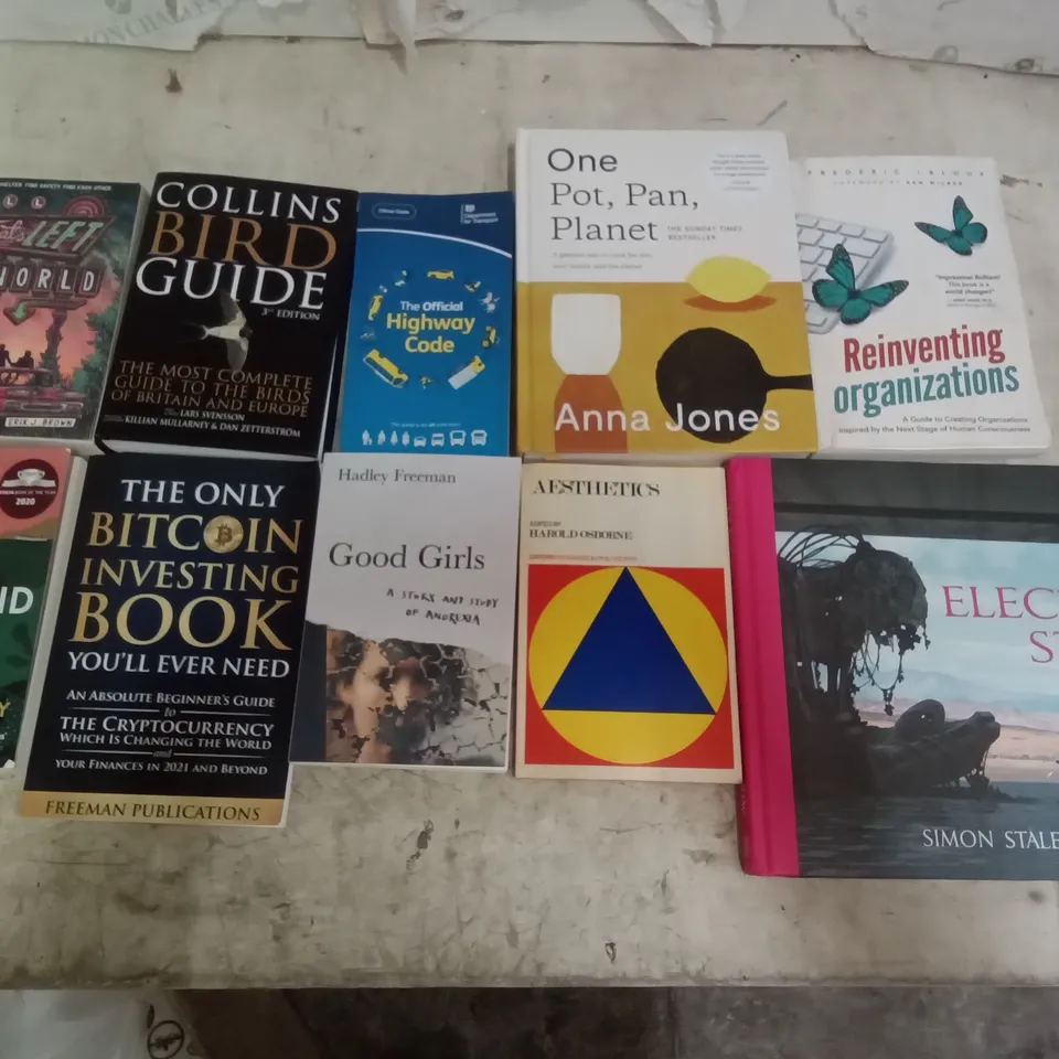 CAGE OF ASSORTED BOOKS BY DR MICHAEL MOSLEY, FRIEDRICH NIETZSCHE, DAVID GOGGINS, MONIQUE ROFFEY, HAROLD OSBORNE, SIMON STÅLENHAG