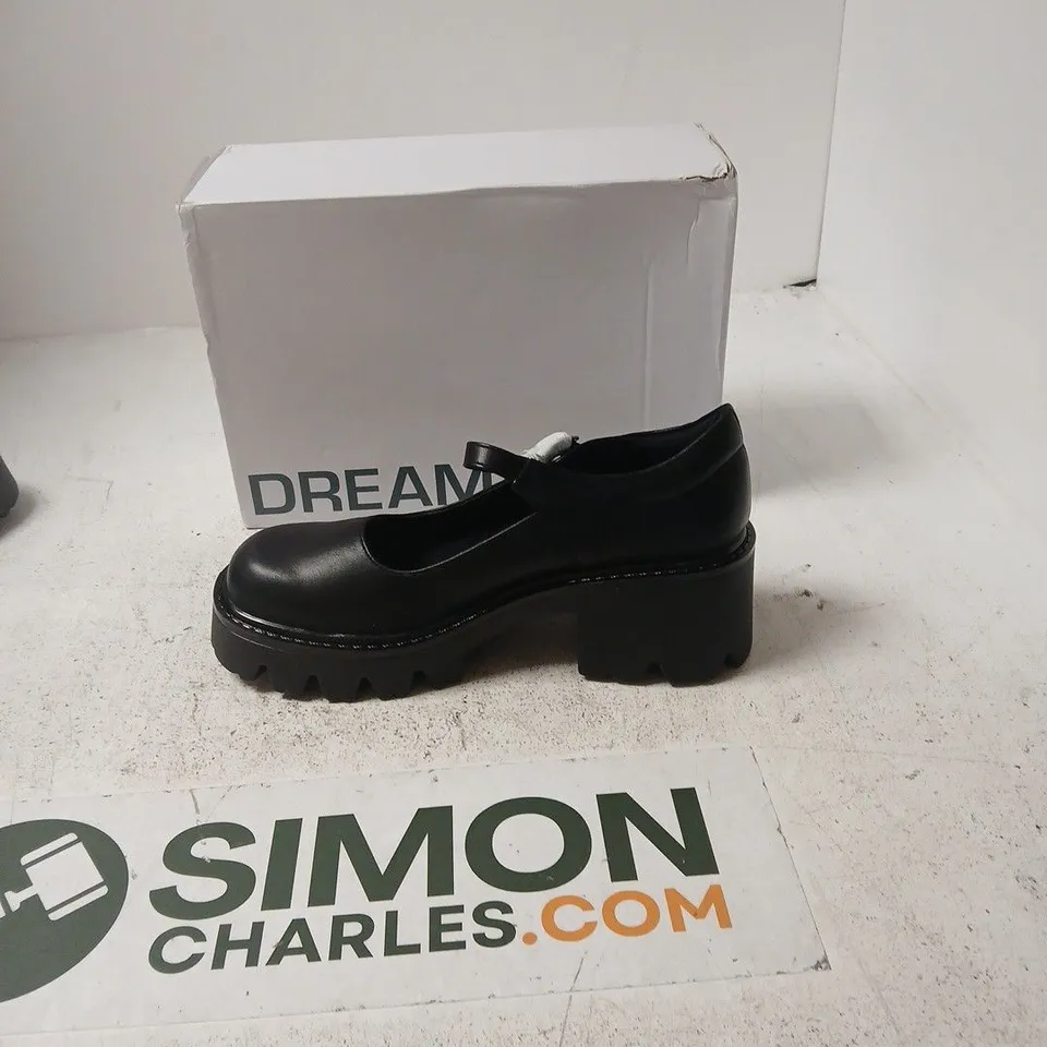 DREAM PAIRS BLACK LEATHER MARY JANE STYLE SHOES – UK 7 (US 9) – BOXED