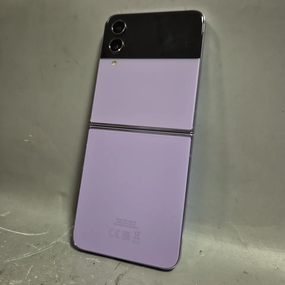 SAMSUNG GALAXY Z FLIP 