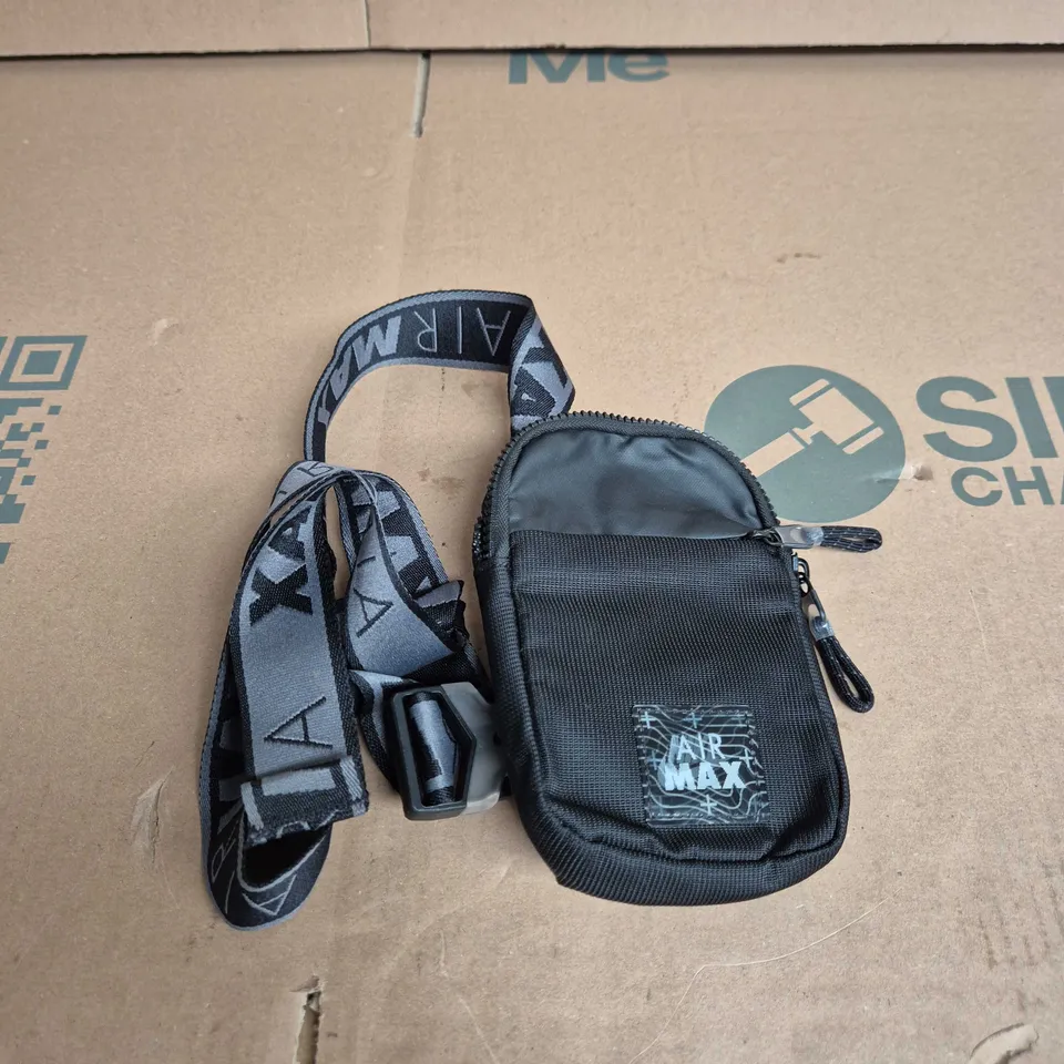 NIKE AIR MAX SMALL BLACK CROSSBODY POUCH 