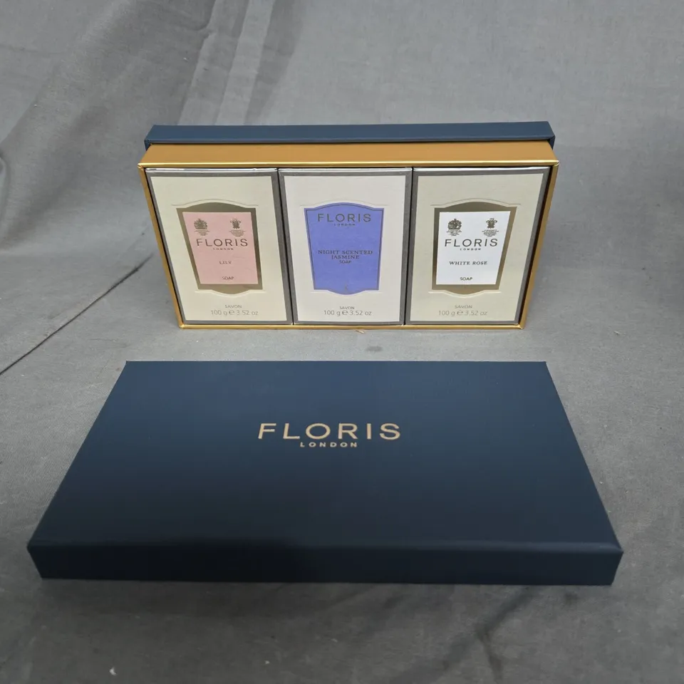 BOXED FLORIS LONDON LADIES TRIO SOAP GIFT 3X100G