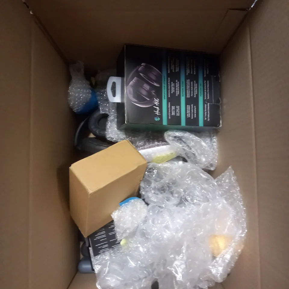 BOX OF APPROX 20 ASSORTEDX FAULTY SKULLCANDY HEADSETS IN VARIOUS STYLES AND COLOURS