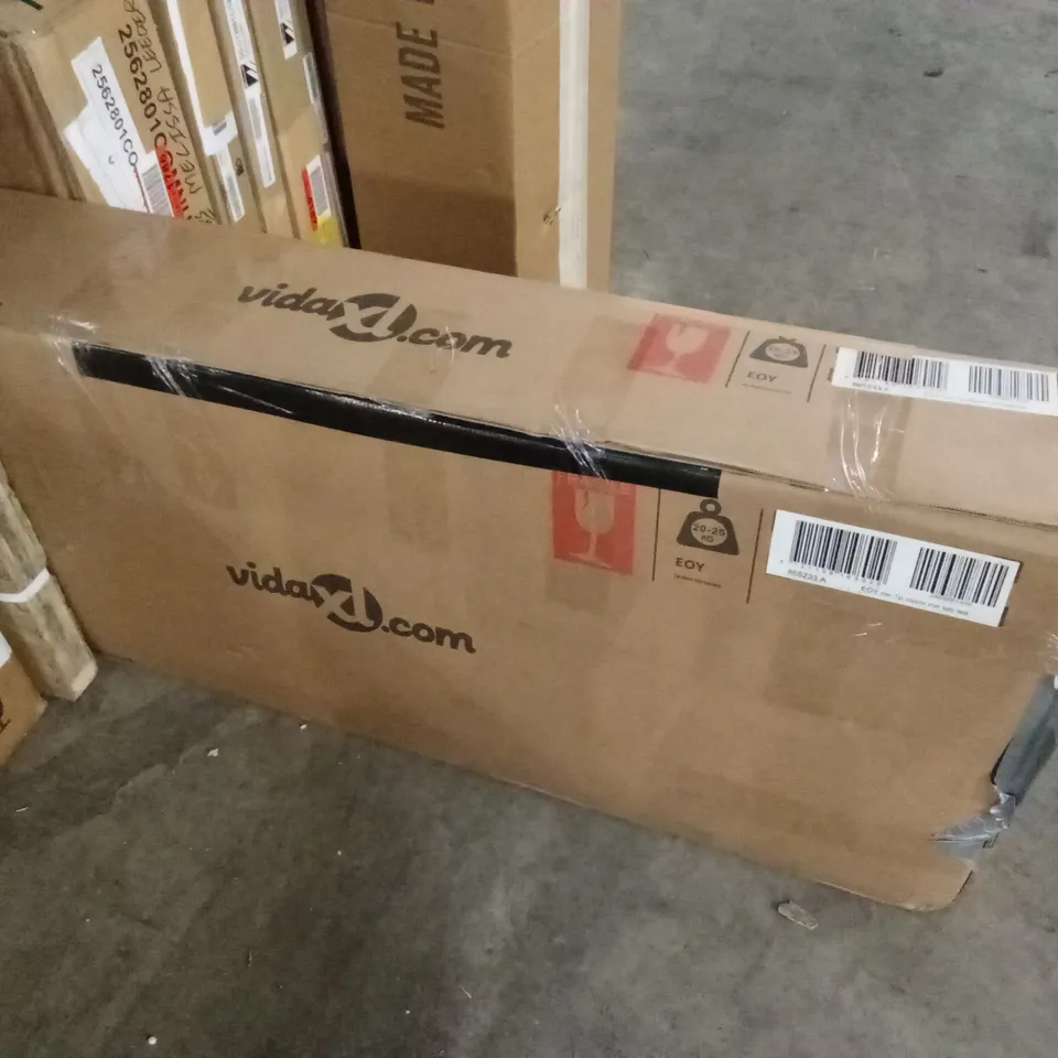 BOXED DRESSING TABLE WITH MIRROR (1 BOX)