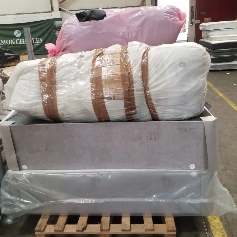 PALLET CONTAINING ASSORTED BED PARTS INCLUDING DIVEN BASES, HEADBOARD & PILLOWS