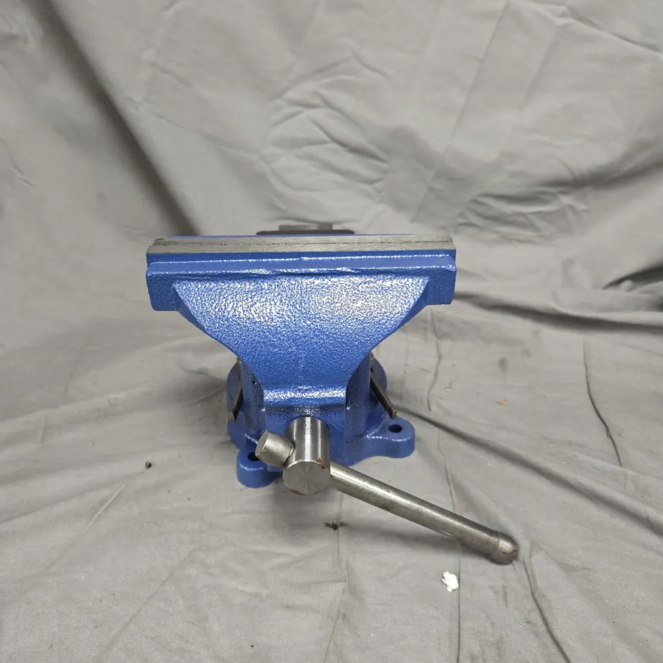 BLUE BENCH VISE WITH SWIVEL BASE AND MOUNTING HOLES