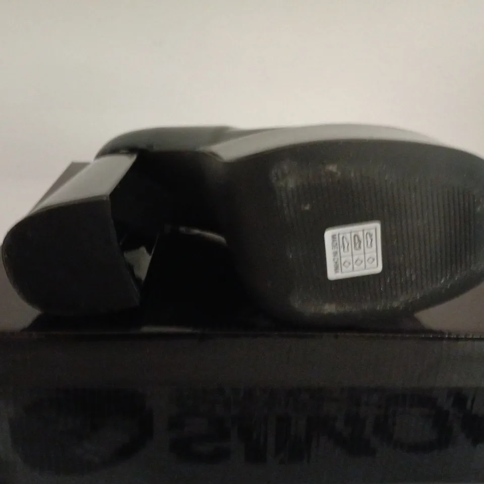BOXED PAIR OF KOI BLACK PATENT PLATFORM MARY JANE HEELS WITH ANKLE STRAP - UK SIZE 6