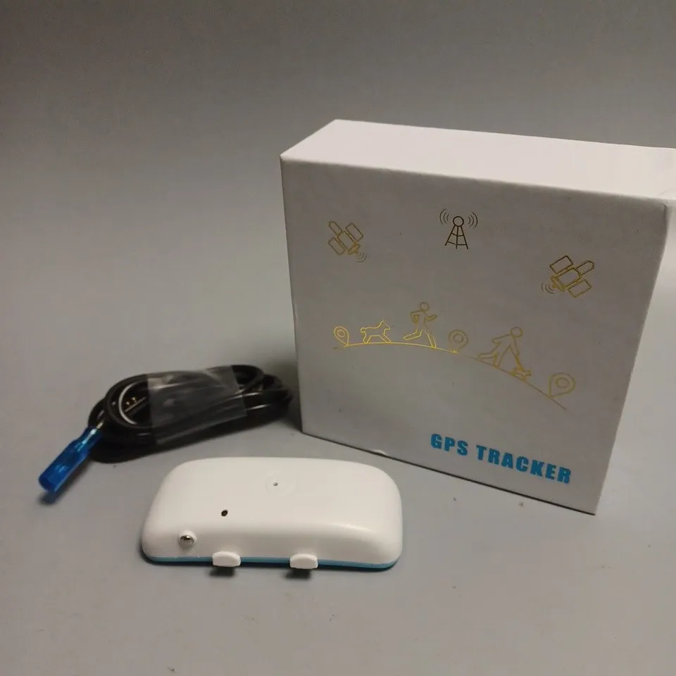 BOXED UNBRANDED SMART GPS PET TRACKER 