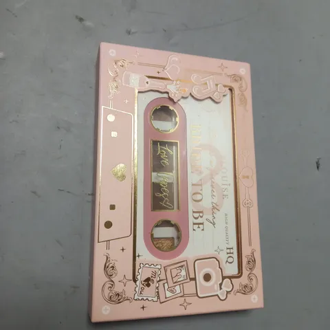 PLOUISE BRIDE TO BE LOVE TAPES PALLETE