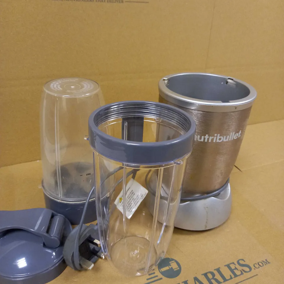 NUTRIBULLET 900W BLENDER CHAMPAGNE MULTI-FUNCTION SMOOTHIE MAKER