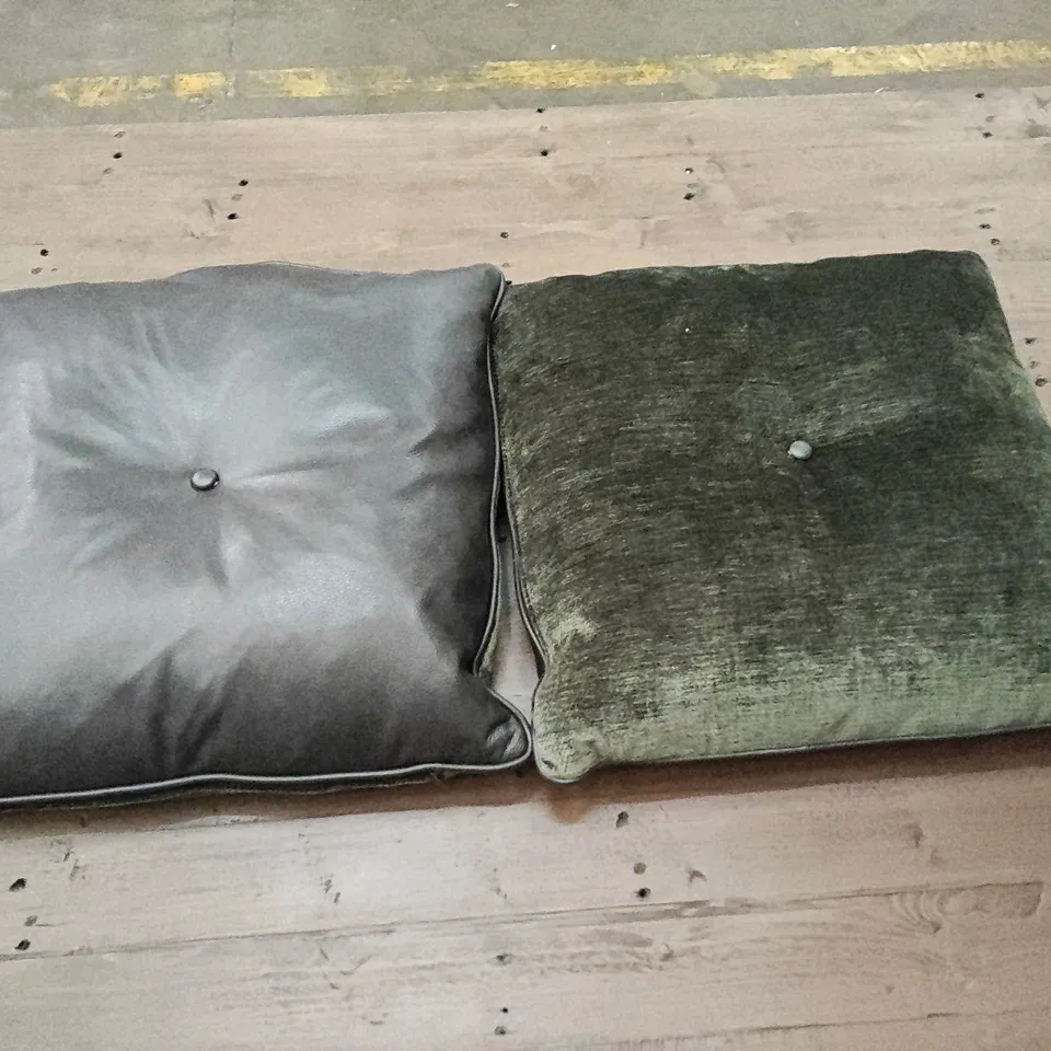 PAIR OF TWO-TONE 45X45CM CUSHIONS IN GREEN/BLACK