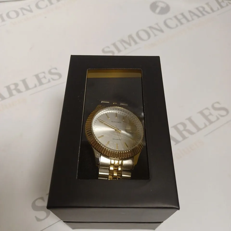 BOXED SEKONDA GENTS CLASSIC TWO TONE WATCH WITH STAINLESS STEEL BRACELET - SILVER & GOLD