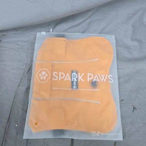 SPARK PAWS ORANGE PET RAIN COAT SIZE SMALL IN CLEAR POUCH