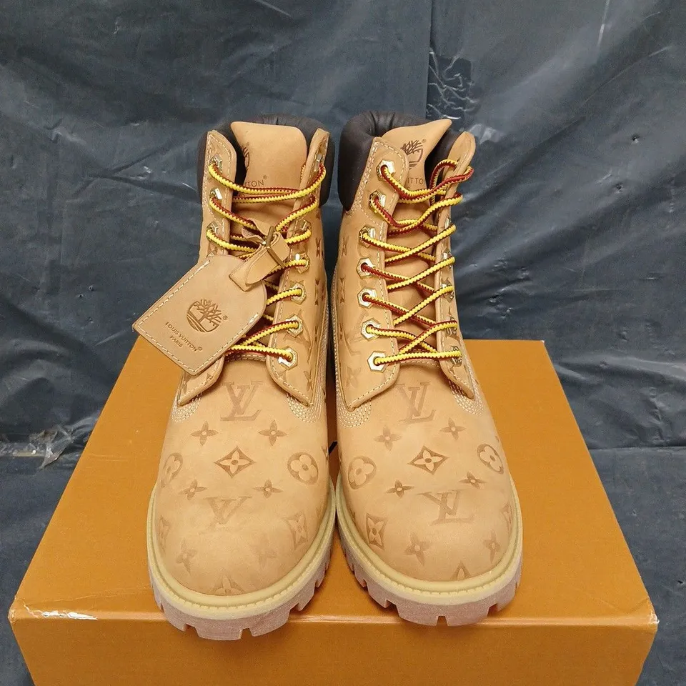 BOXED PAIR OF LOUIS VUITTON 6 IN ANKLE BOOTS - UK SIZE 11
