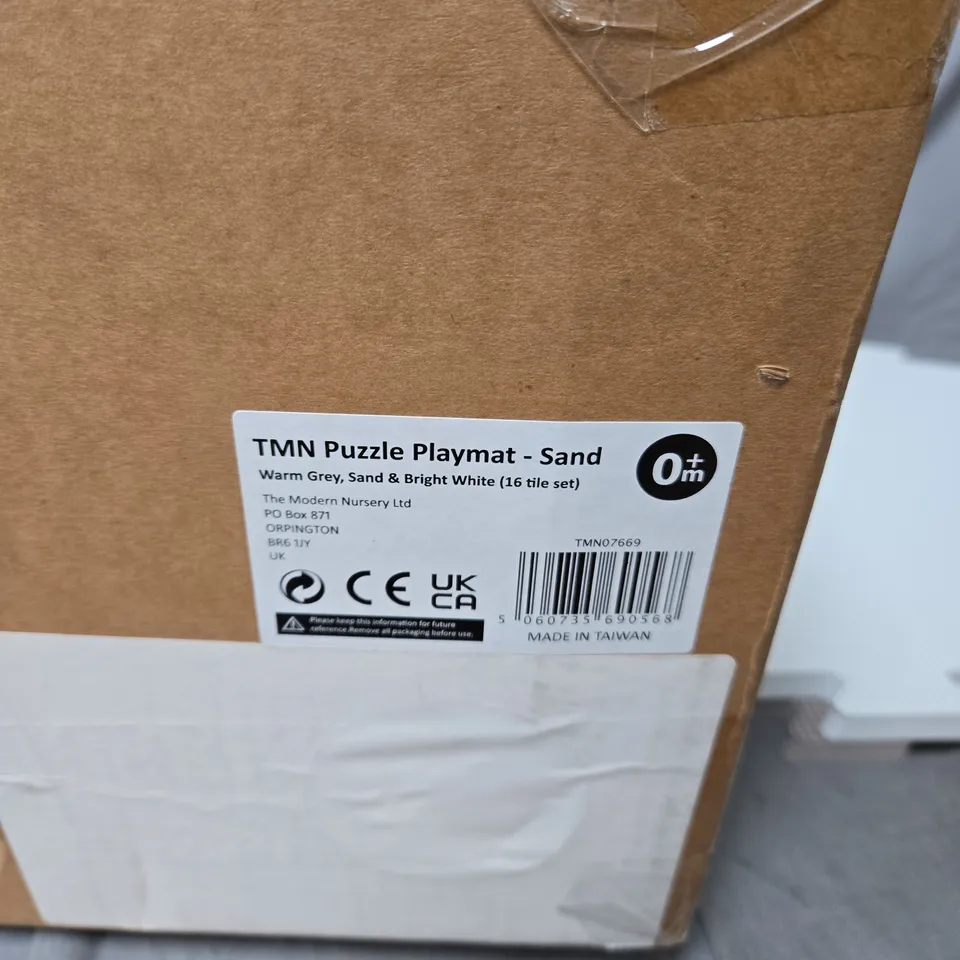 THE MODERN NURSERY PUZZLE PLAYMAT – WARM GREY, SAND & WHITE (16 TILE SET)