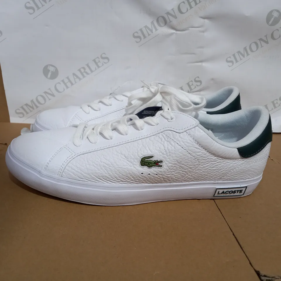 BOXED PAIR OF MENS WHITE LACOSTE TRINERS SIZE 10