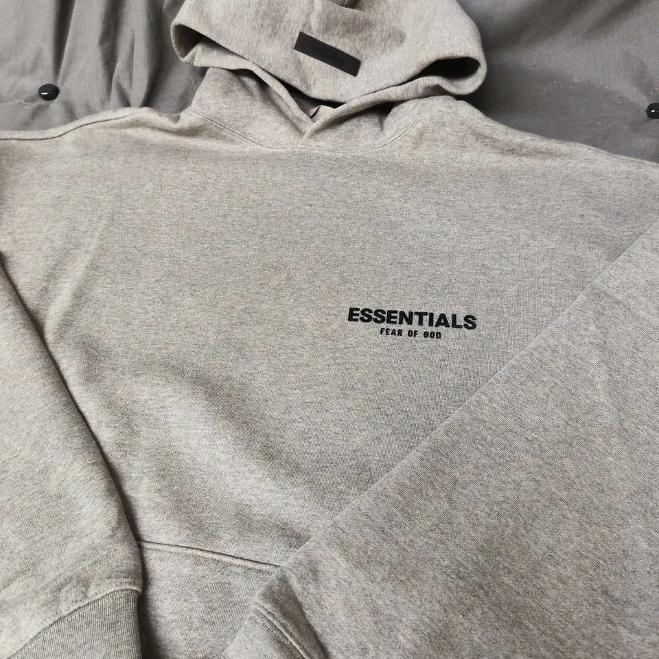 FEAR OF GOD ESSENTIALS HOODIE – GREY - XL