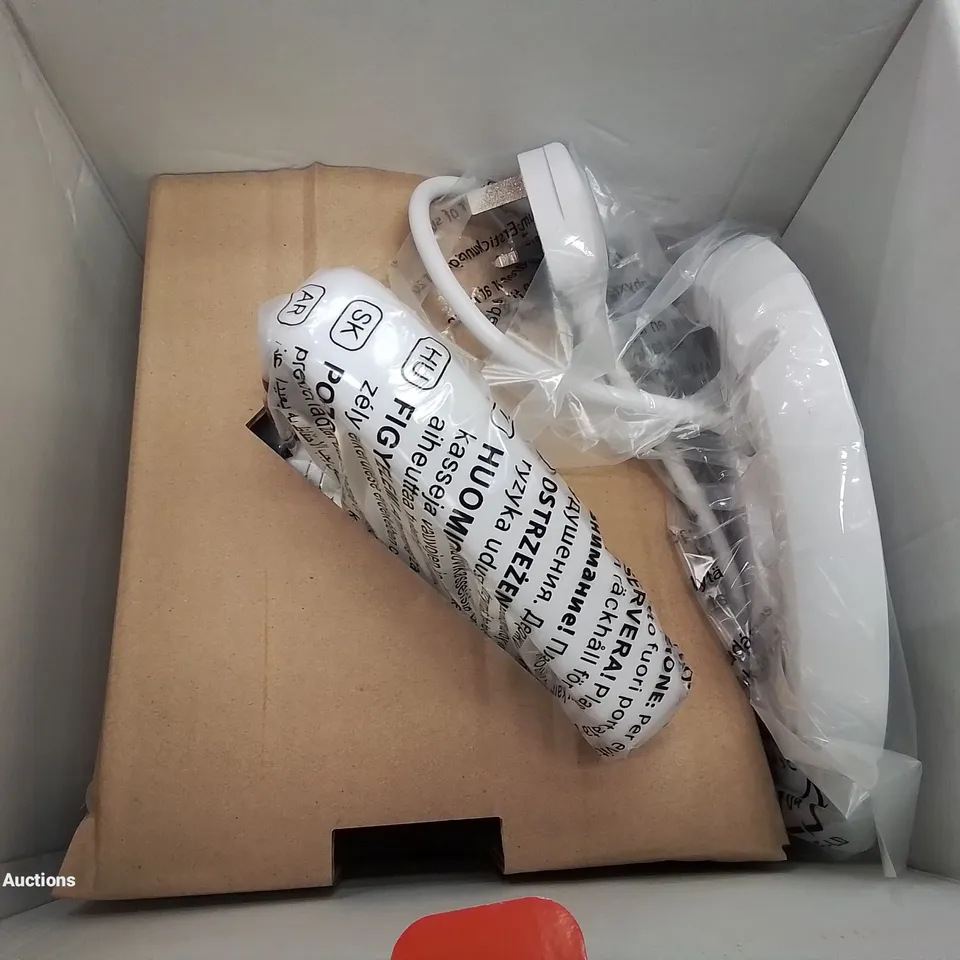 BOXED GEEPAS CORDLESS KETTLE
