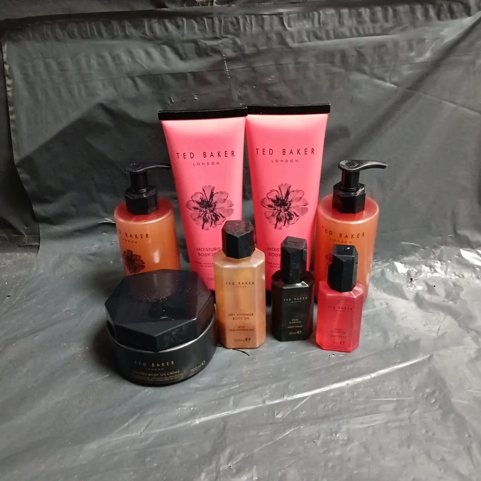 APPROXIMATELY 8 ASSORTED TED BAKER COSMETIC ITEMS INCLUDING BODY LOTION, HAND WASH AND BODY SPRAY