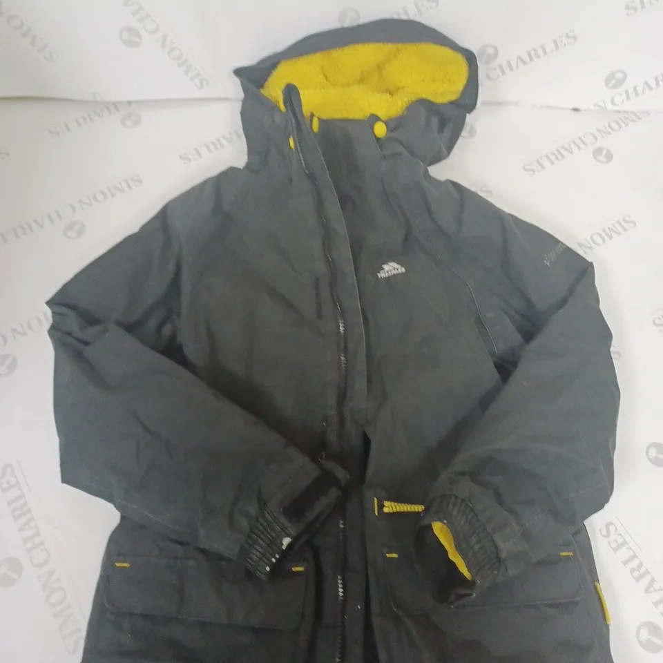 KIDS TRESPASS FLEECED INSIDE COAT SIZE UNSPECIFIED