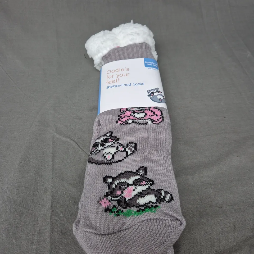 OODIE SHERPA-LINED SOCKS IN RACOON SIZE M