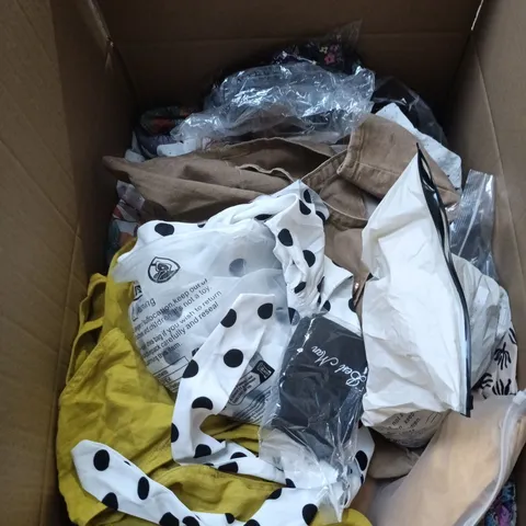 BOX OF APPROXIMATELY 25 ASSORTED CLOTHING ITEMS IN VARIOUS STYLES , COLOURS AND SIZES