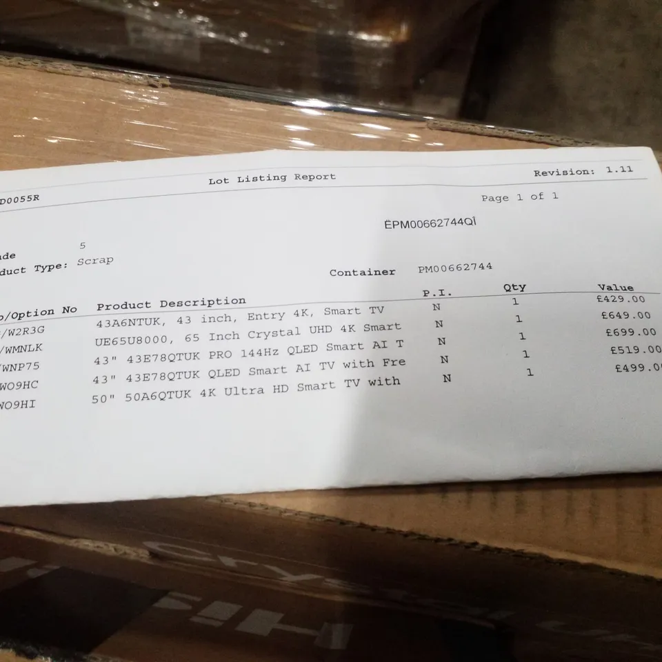 PALLET OF 5 ASSORTED DAMAGED TVS INCLUDING