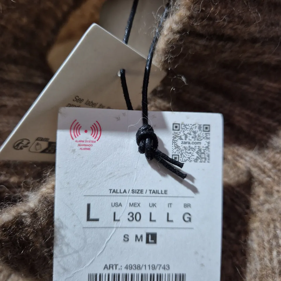 ZARA Wool Knit Turtleneck Jumper with Ruffle Sleeves – Size L