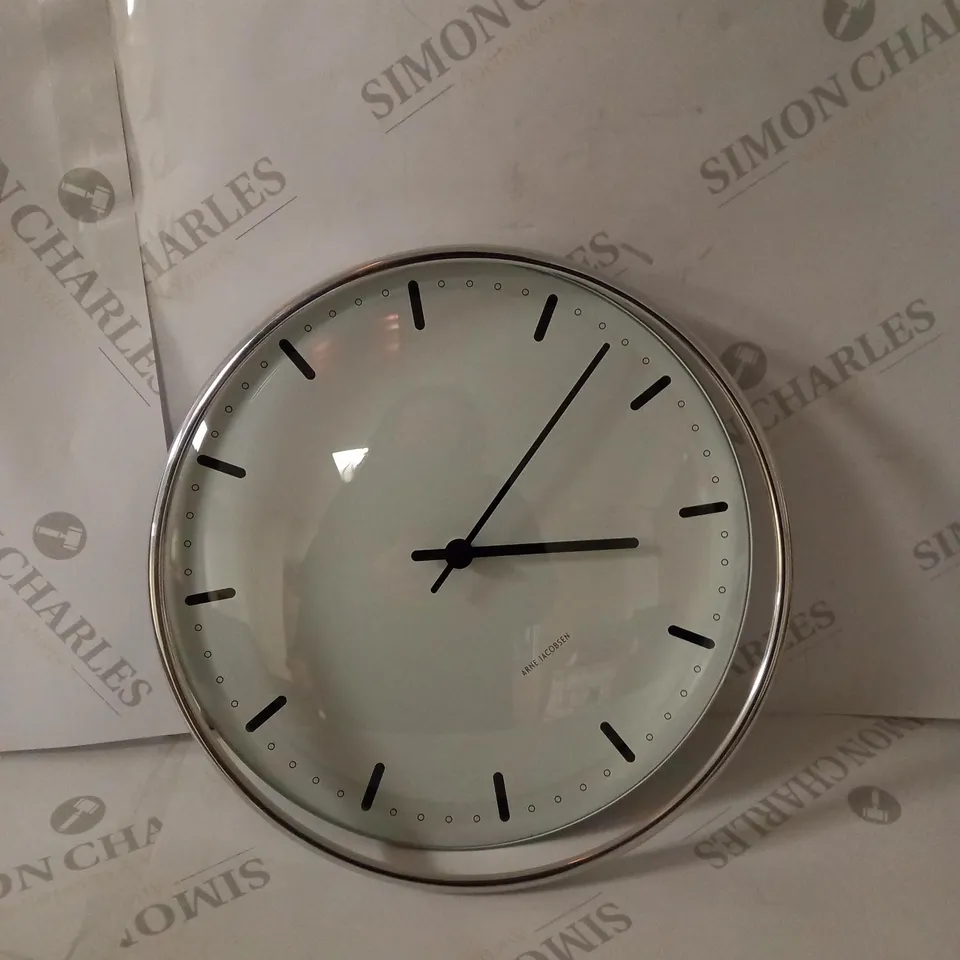 ARNE JACOBSEN CITY HALL CLOCK