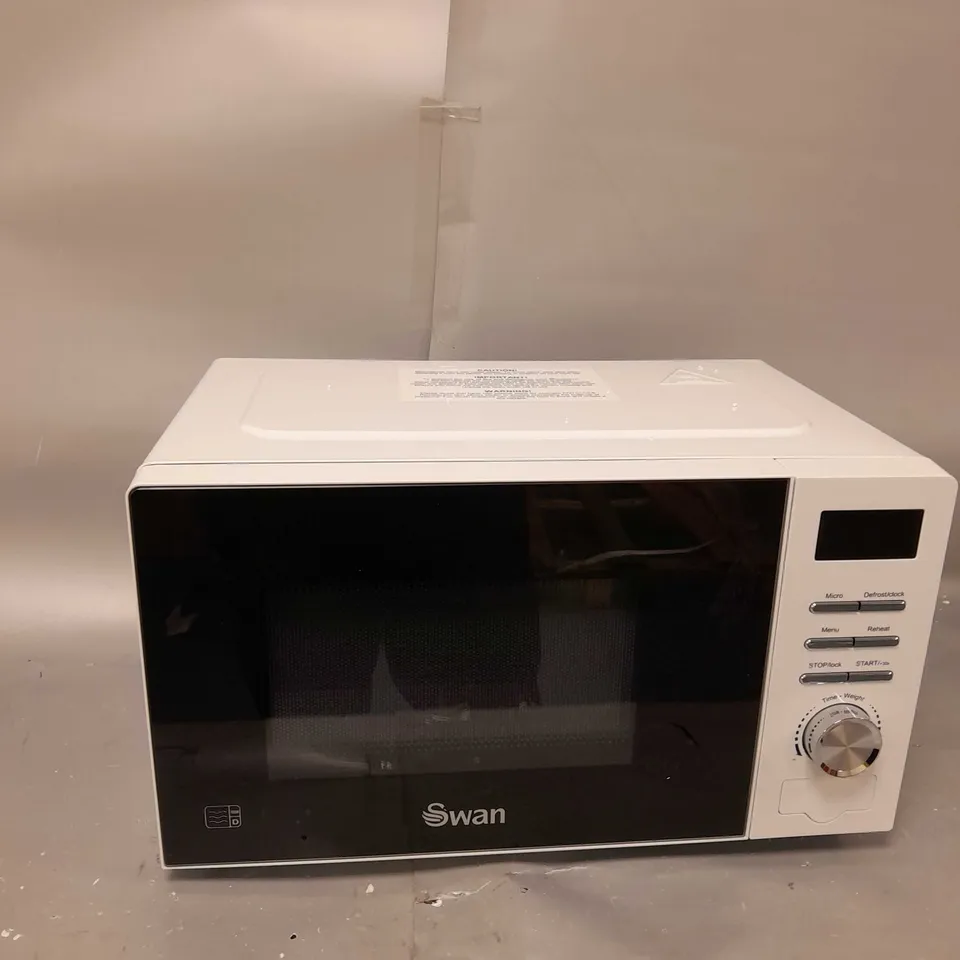 SWAN 20L 700W DIGITAL MICROWAVE- WHITE RRP £64