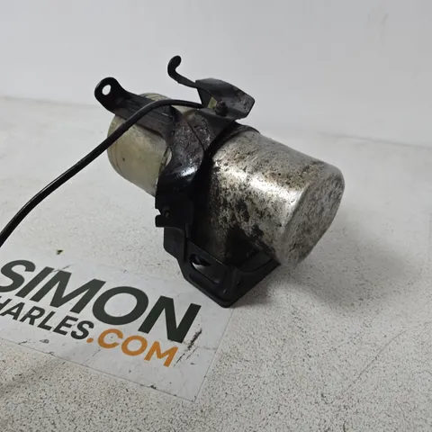 AUTOMOTIVE VACUUM PUMP