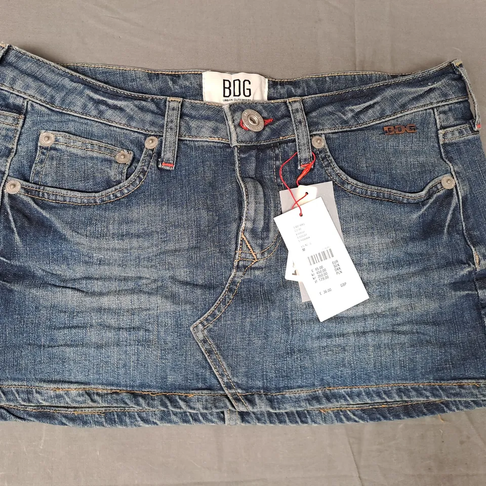 BDG DENIM MINI SKIRT IN BLUE SIZE MEDIUM