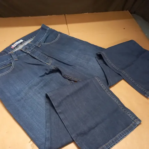LEVIS 512 BOOTCUT JEANS - W34 L32