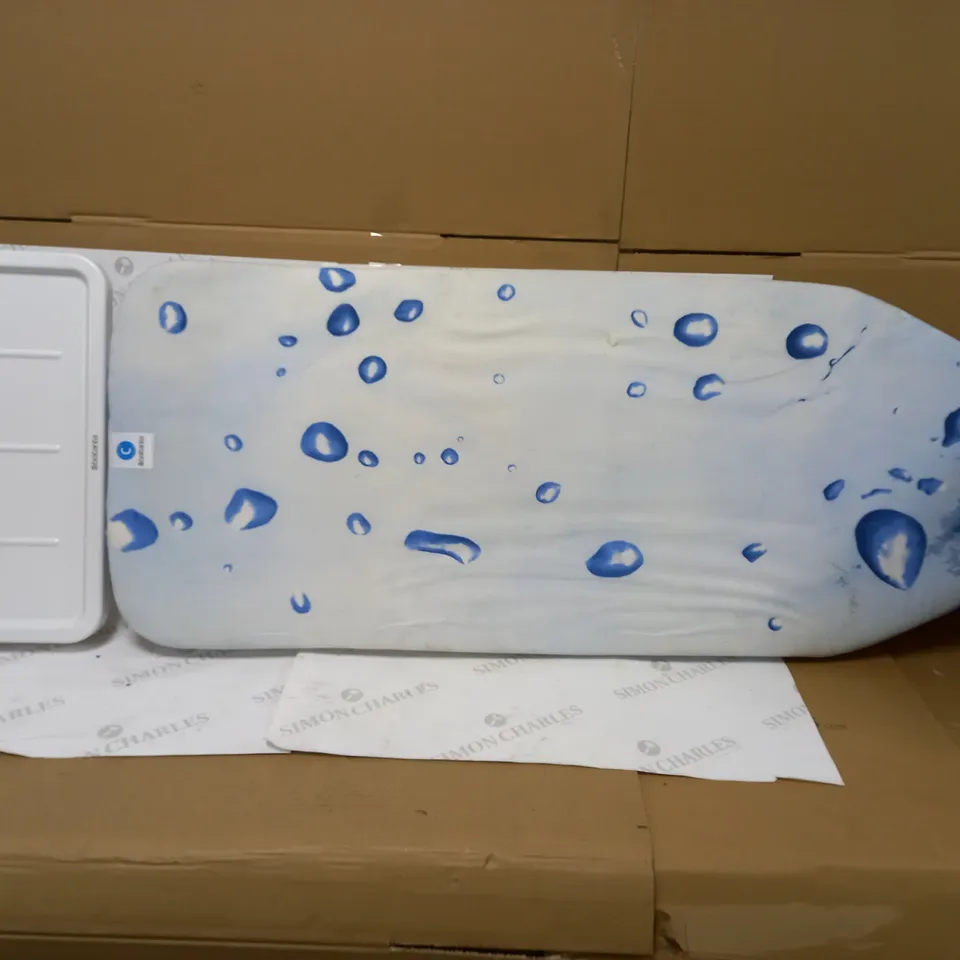 BRABANTIA - IRONING BOARD B - WITH STEAM IRON REST - ADJUSTABLE IN HEIGHT - NON-SLIP RUBBER FEET - COTTON COVER WITH FOAM LAYER - FOLDABLE