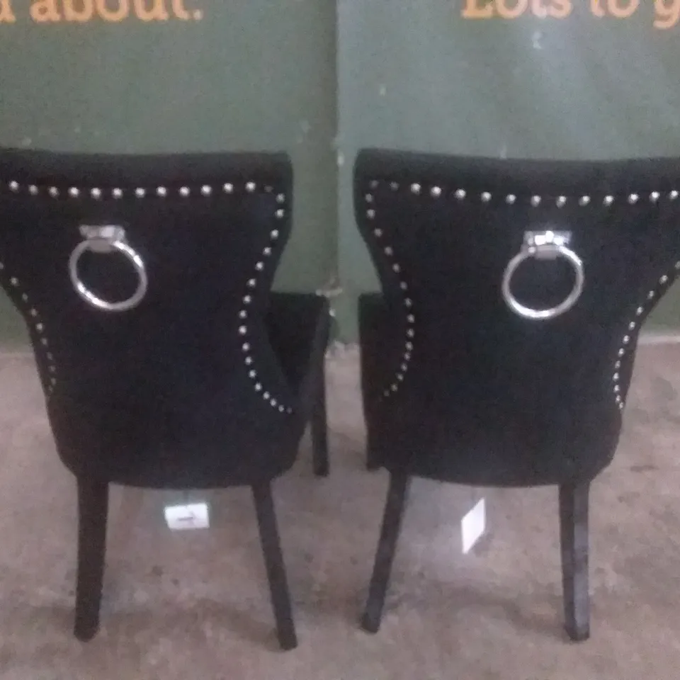 SET OF 2 KENSINGTON BLACK VELVET BUTTON BACK DINING CHAIR (BLACK LEG)