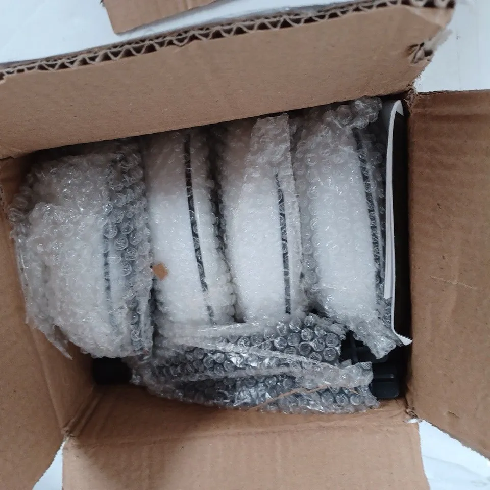 BELL + HOWELL SET OF 4 OUTDOOR PATH SOLAR LIGHT DISKS