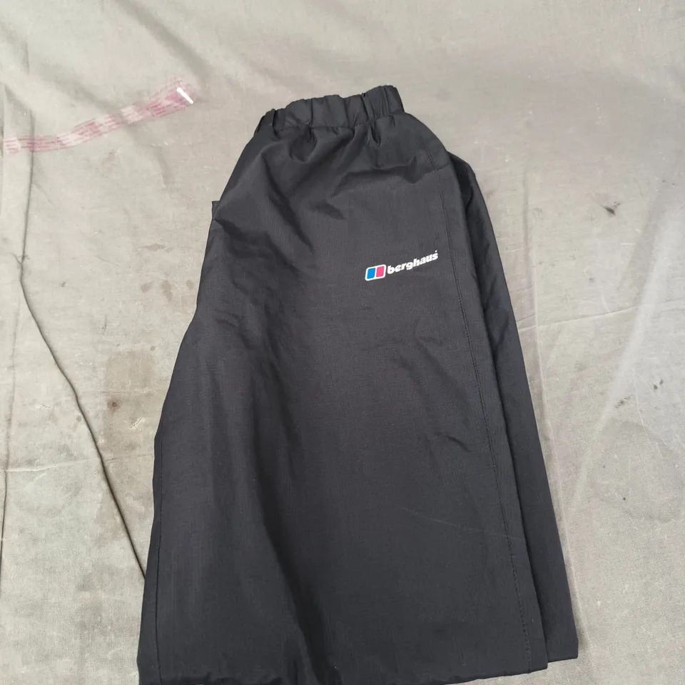 BERGHAUS BLACK OUTDOOR TROUSERS – AGES 11/12 YR
