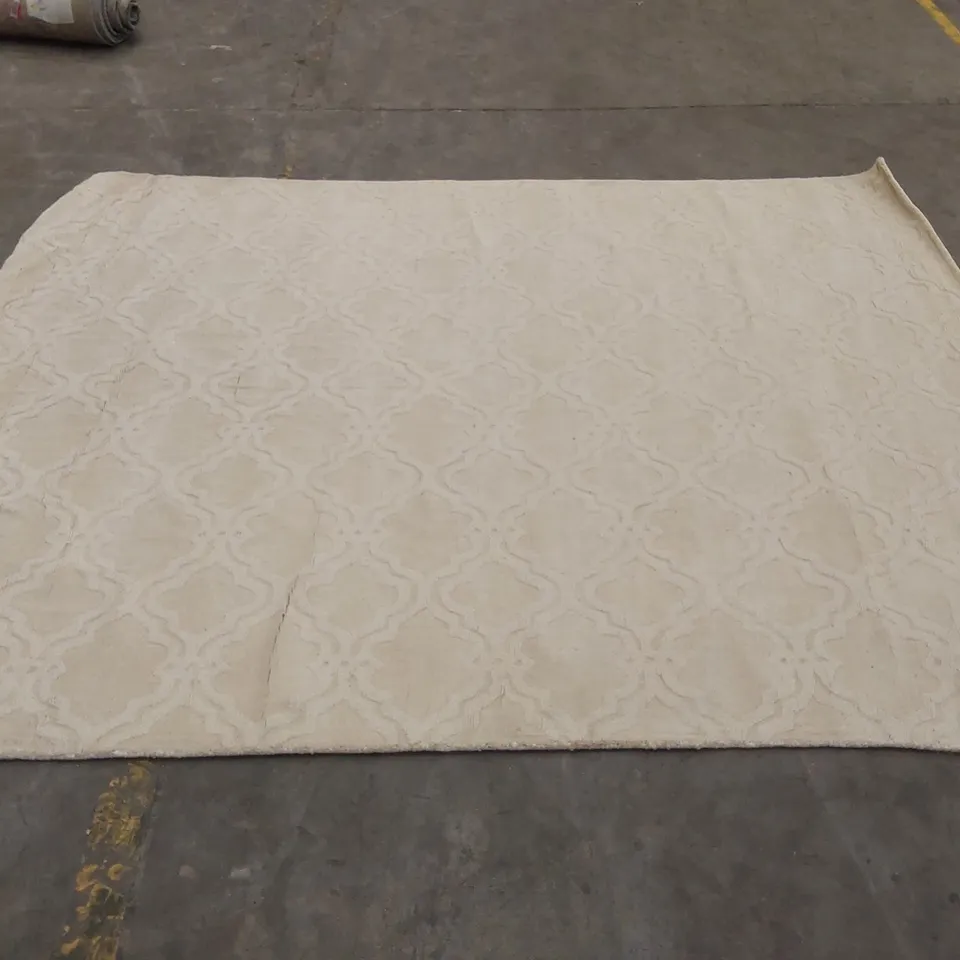ALONZA HAND TUFTED WOOL CREAM RUG // SIZE: 225 X 290cm