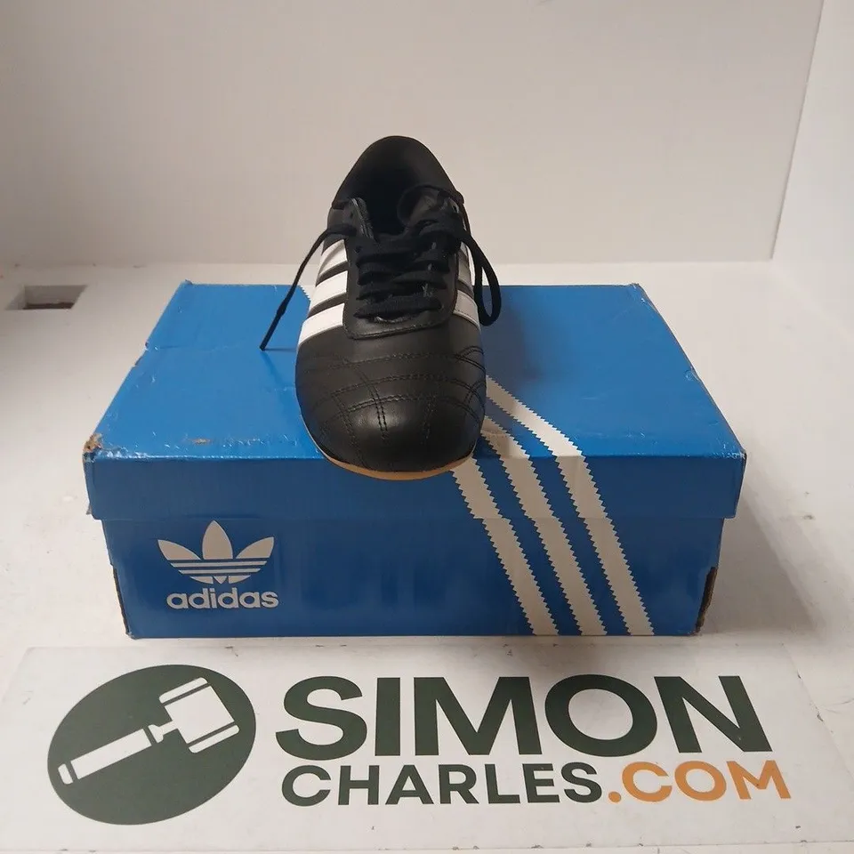BOXED PAIR OF ADIDAS TAEKWONDO LACE WOMENS TRAINERS IN BLACK - UK 7.5