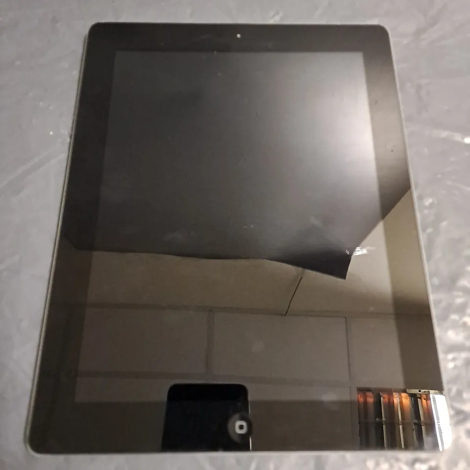 APPLE IPAD 2 (A1395)